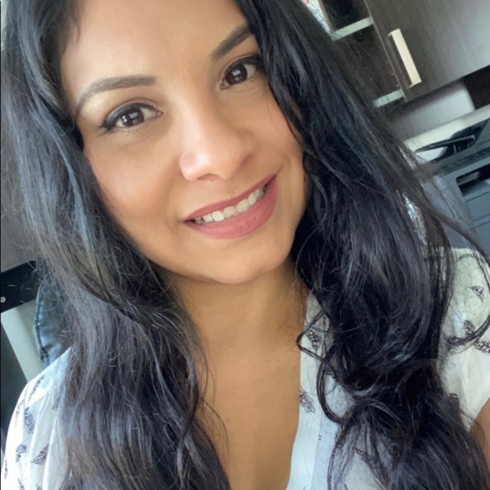 Meet your Posher, Gaby